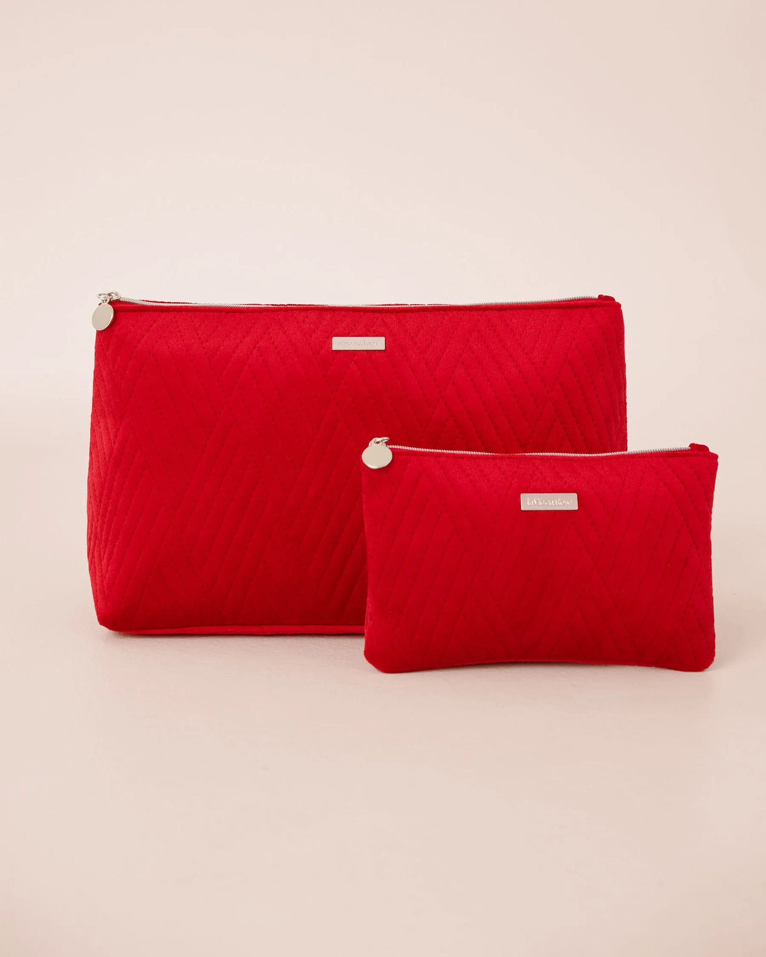 La Vie en Rose_Savvy Red_2-In-1 Velvet Cosmetic Bag, Accessories_40700428_60215_01