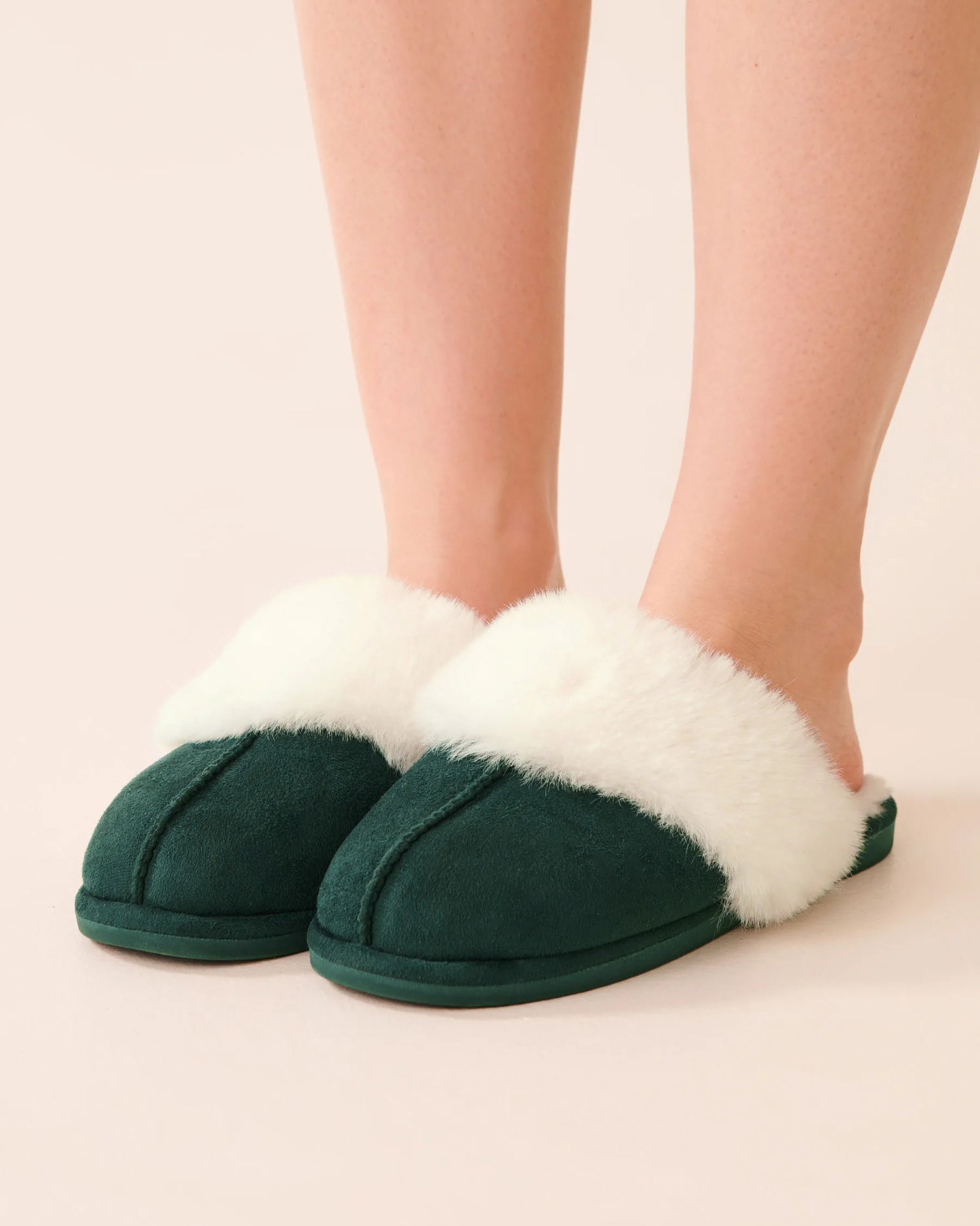 La Vie en Rose_Botanical Garden_Faux Suede and Faux Fur Slippers_40700431_30140_03