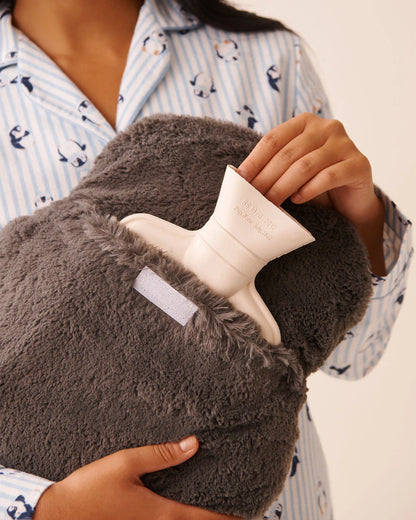 La Vie en Rose_Gargoyle_Penguin Hot Water Bottle_40700433_00056_02