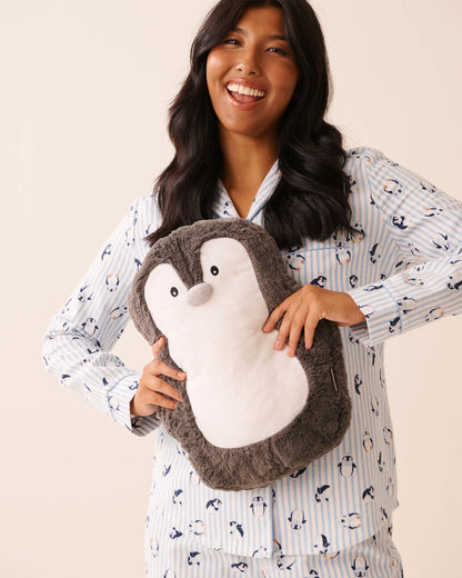 La Vie en Rose_Gargoyle_Penguin Hot Water Bottle_40700433_00056_03