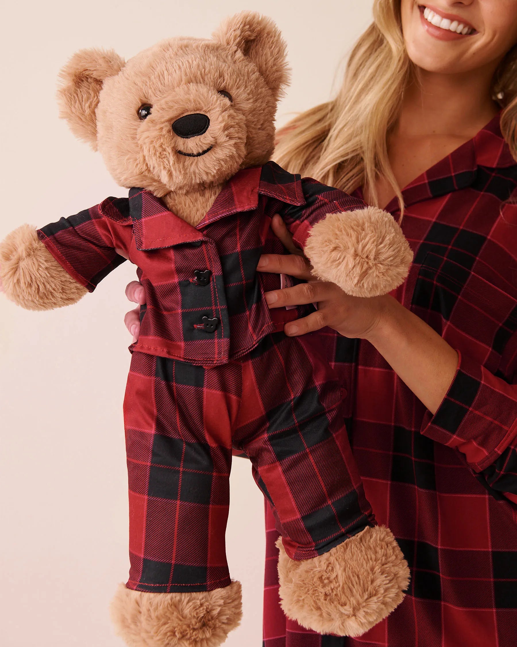 La Vie en Rose_Brush_Teddy Bear_40700435_20112_02