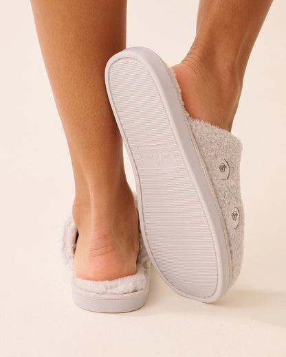 La Vie en Rose_Quiet Gray_Sheep Embroidered Curly Fur Slippers_40700437_00055_02