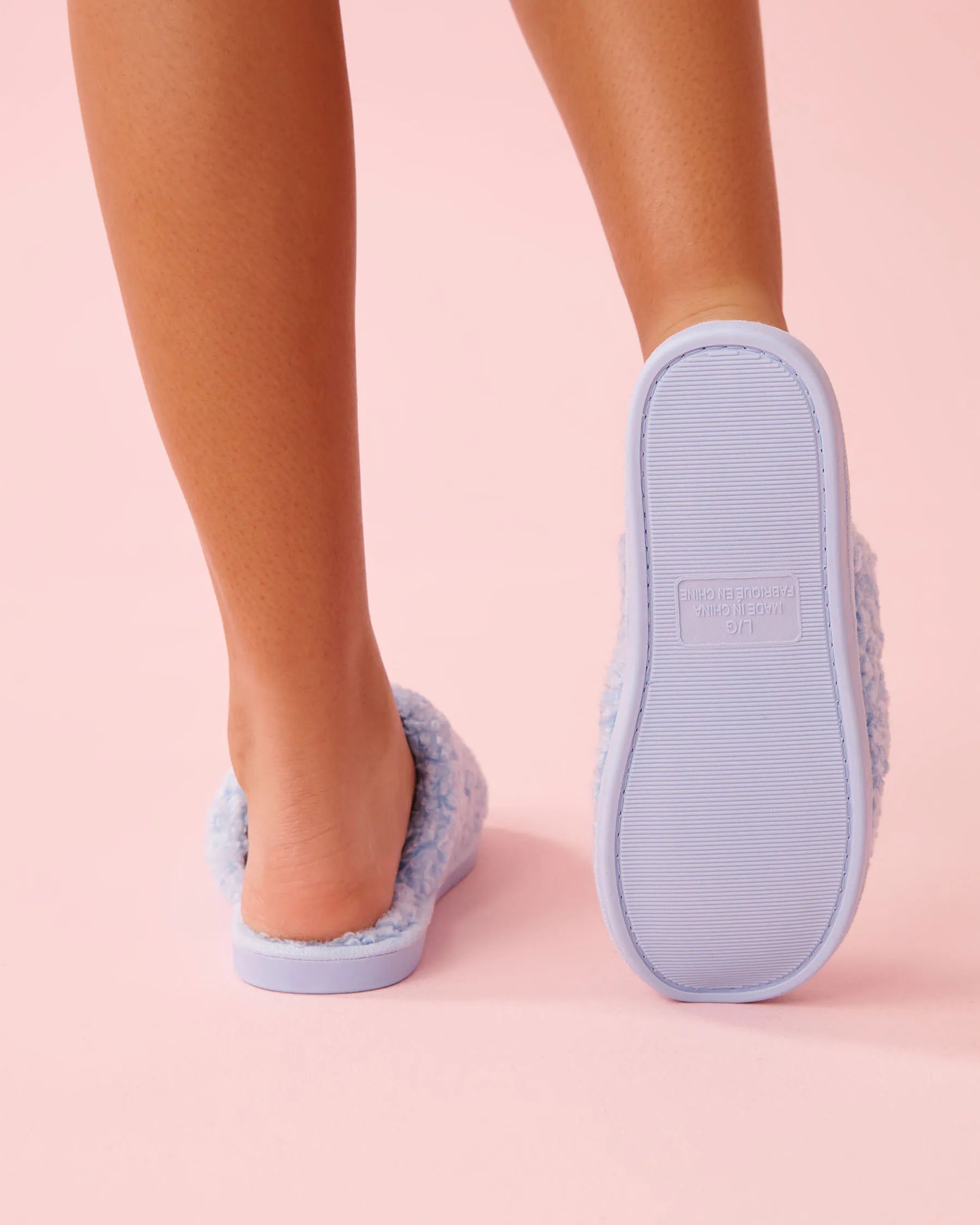 La Vie en Rose Windsurfer Women Rose Embroidered Curly Fur Slippers SKU: 40700454_40264 Image 02