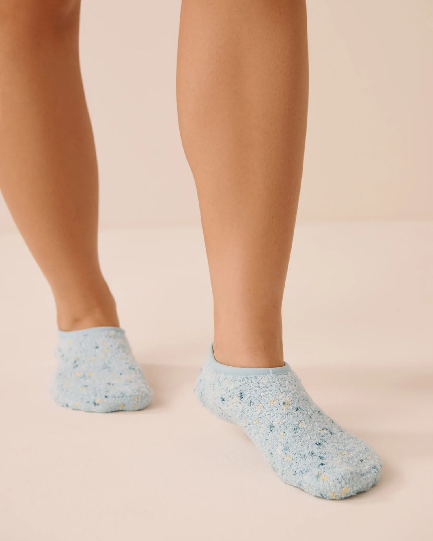 La Vie en Rose Stratosphere Segment Dyeing Women Chenille Slipper Grip Socks SKU: 40700463_P40563 Image 01