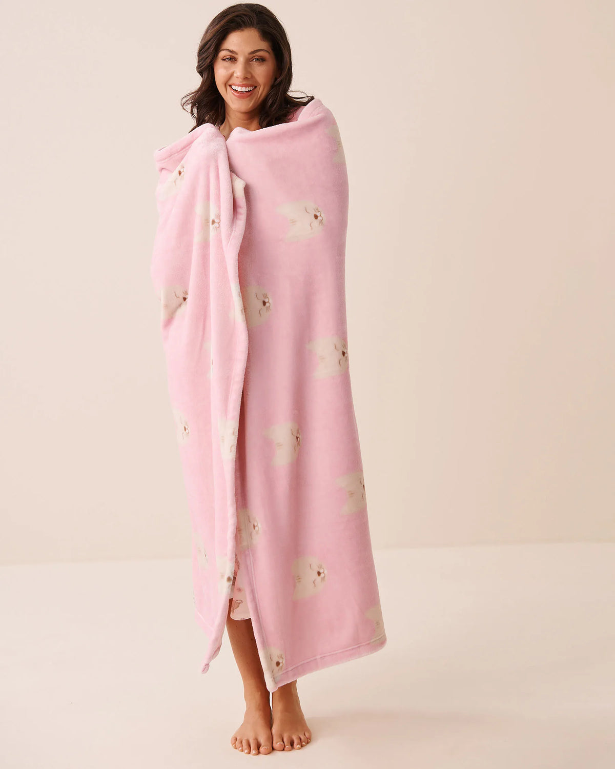 La Vie en Rose Pink Nectar Cat Women Cat Print Soft Plush Blanket SKU: 40700490_P60511 Image 01