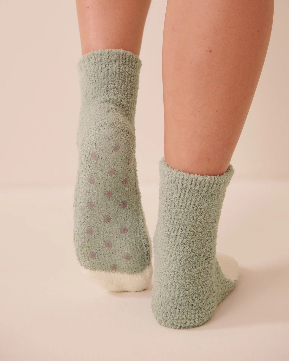 La Vie en Rose Belgian Block Women Plush Chicken Socks SKU: 40700502_30173 Image 02