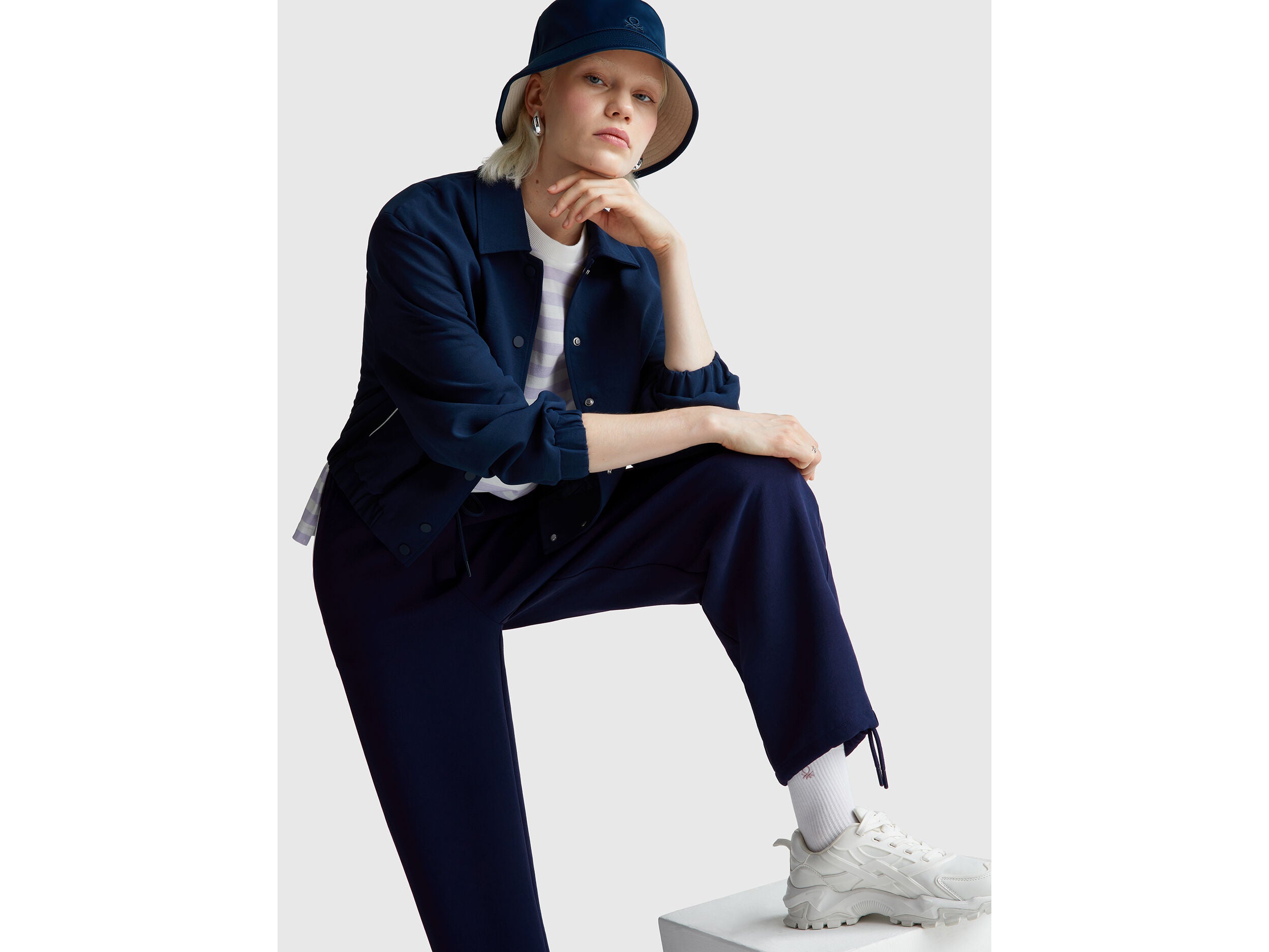 Benetton_Dark Blue_Trousers with Elastic and Drawstring_40A6DF09V_252_01