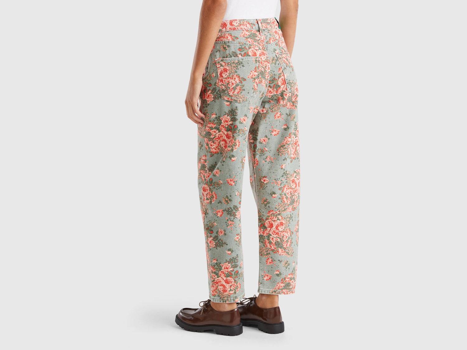 Balloon Fit Floral Jeans_03