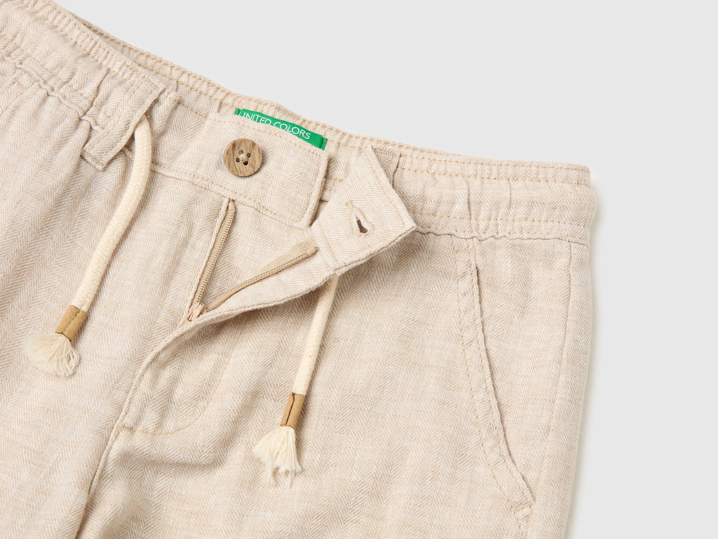 Benetton Beige Boys Linen Blend Cargo Bermuda Shorts SKU: 40G8C904J_902 Image 03