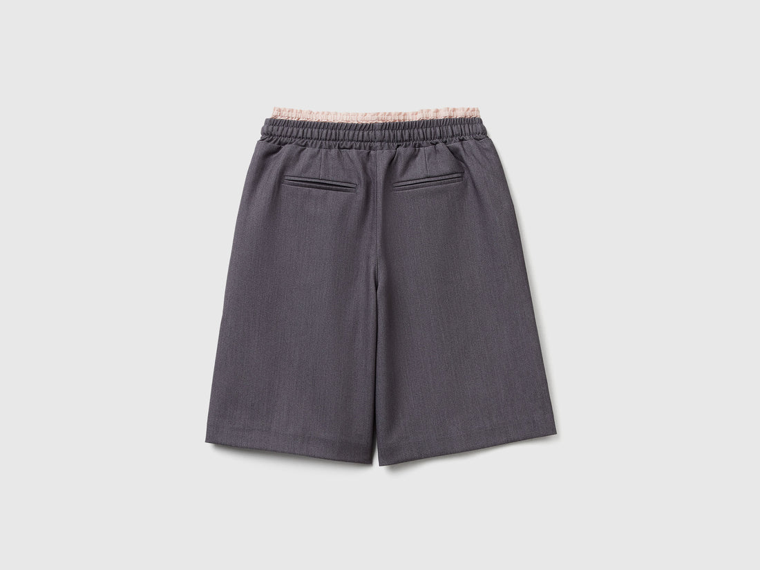 Benetton_Dark Gray_Wide Bermudas in Viscose Blend_40ZBC904B_507_02