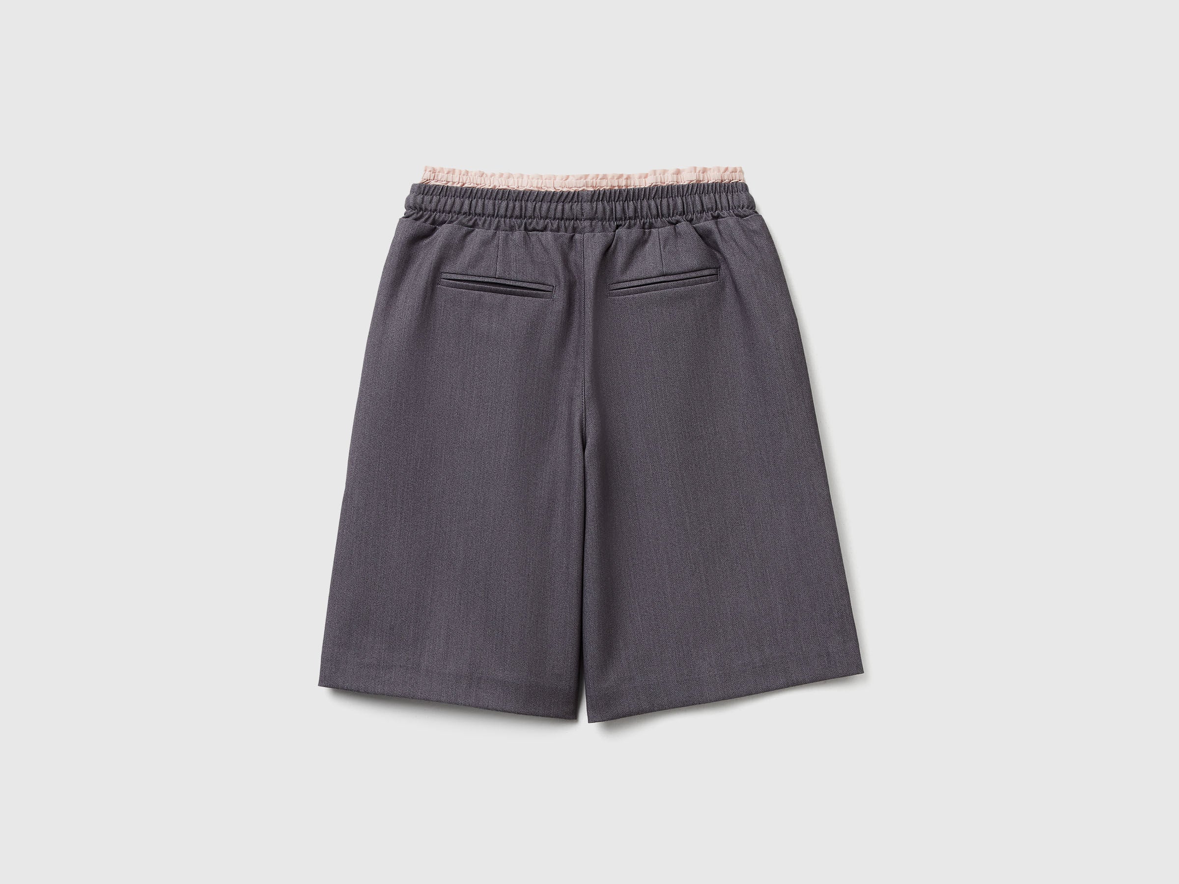 Benetton_Dark Gray_Wide Bermudas in Viscose Blend_40ZBC904B_507_02