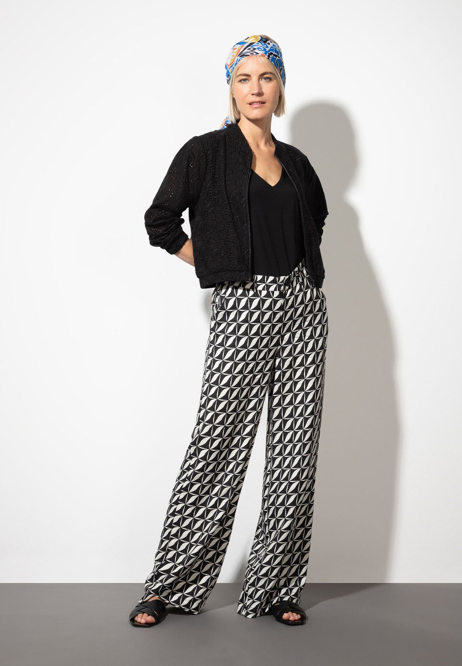 Graphic Print Palazzo Pants_41064055_2790_01