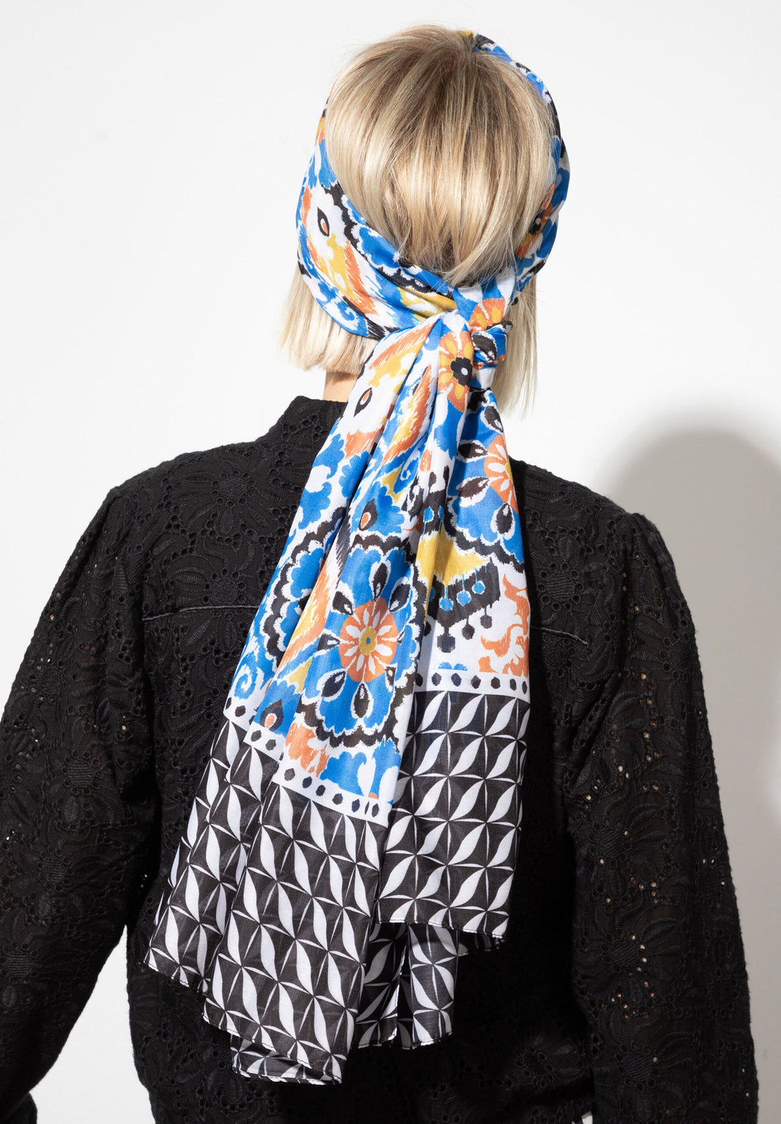 Ornament Print Print Scarf_41069010_5331_02