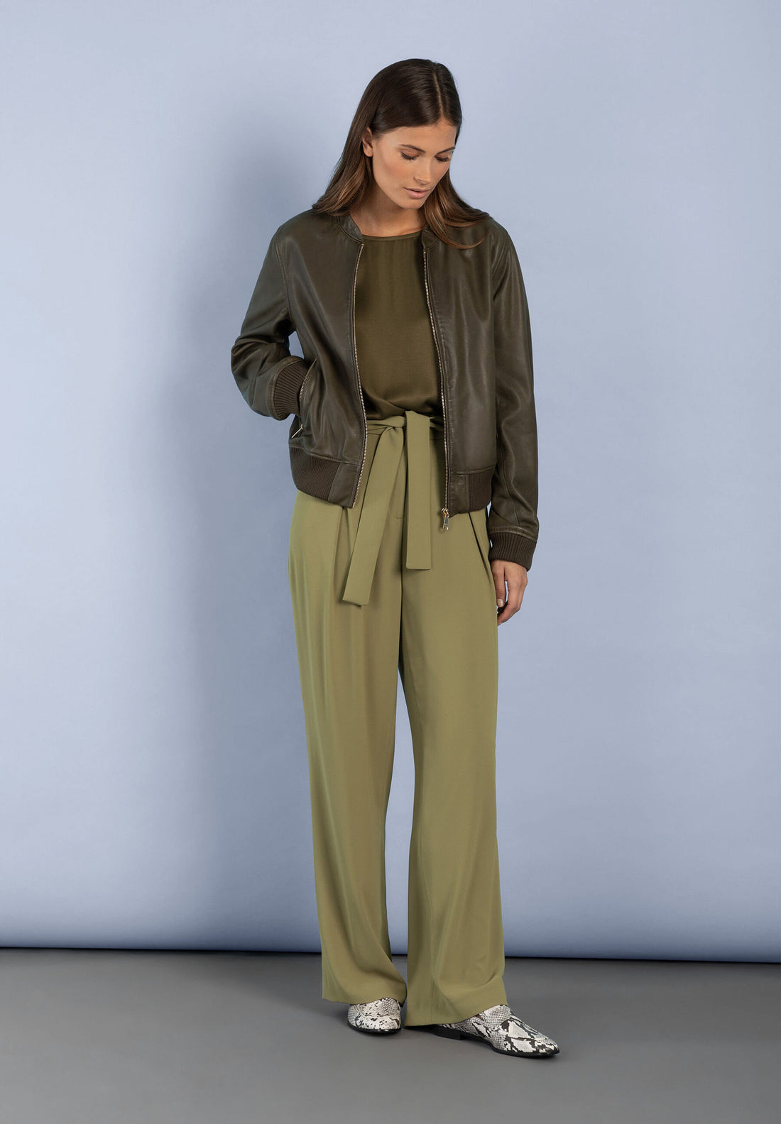 Soft Moss Green Pants With Binding Belt_01