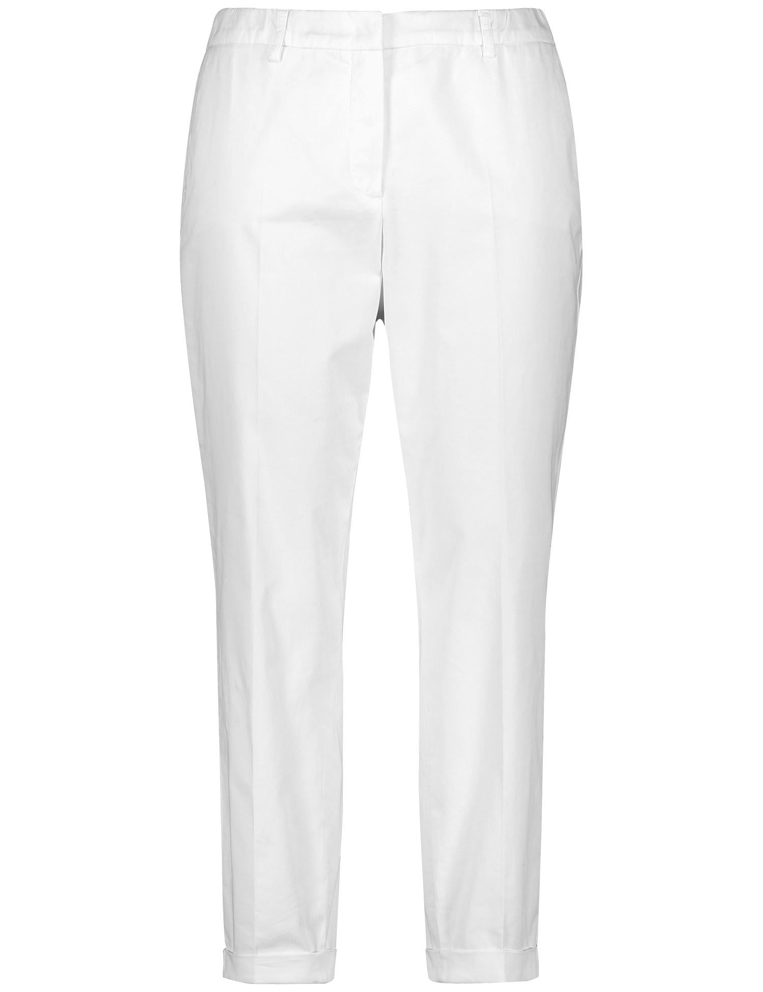 Greta Cotton Chinos That Stretch For Comfort_420017-21408_9600_02