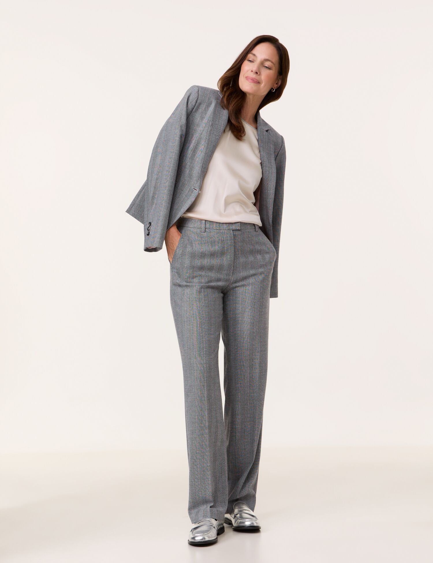 Elegant Fabric Trousers With Glencheck_05