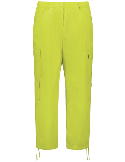 Cargo Trousers In A Cotton Blend_420029-21050_5600_01