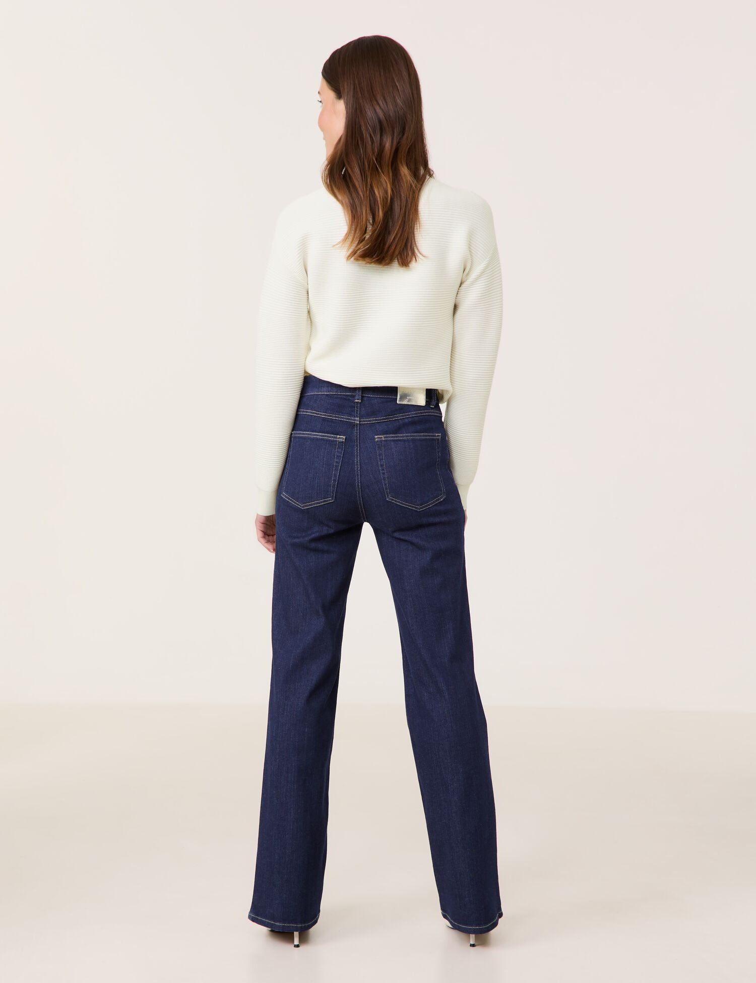 5-Pocket Jeans with A Wide Leg_420037-31623_83000_06