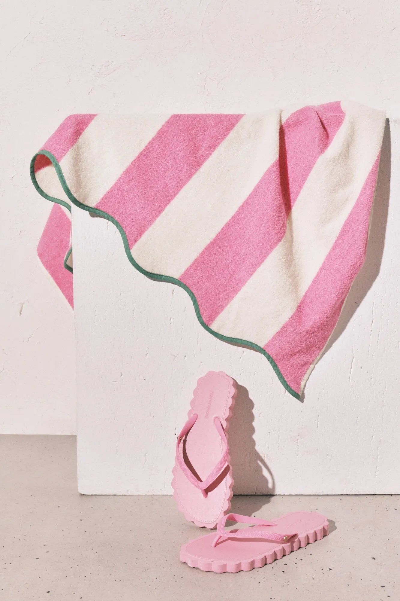 Women Secret_Pink_100% Cotton Striped Towel_4383148_70_03