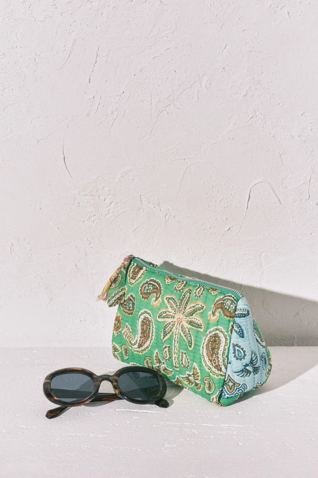 Women Secret Multicoloured Women Multicoloured Medium Print Vanity Case SKU: 4383151_98 Image 01