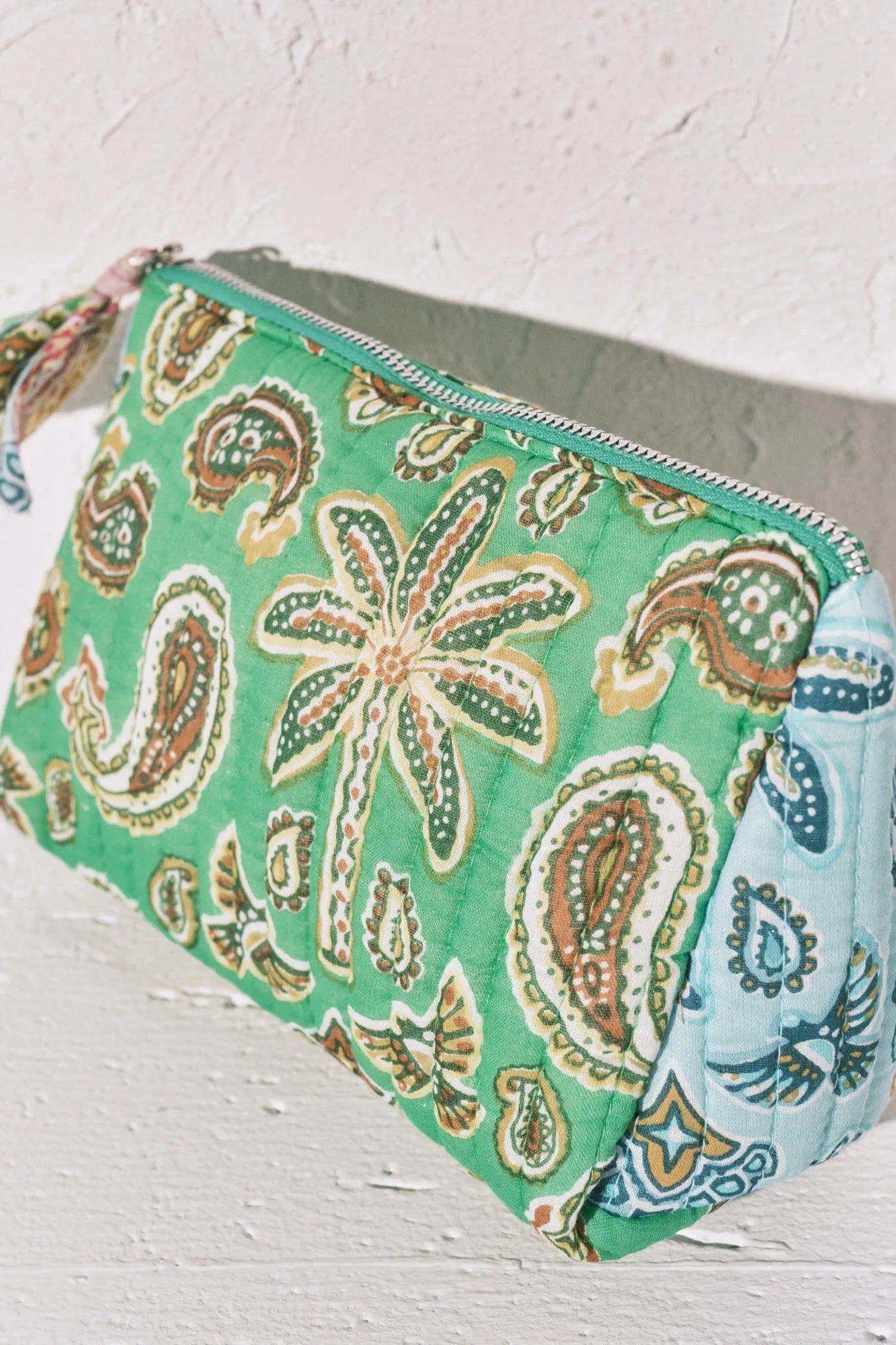 Women Secret Multicoloured Women Multicoloured Medium Print Vanity Case SKU: 4383151_98 Image 04