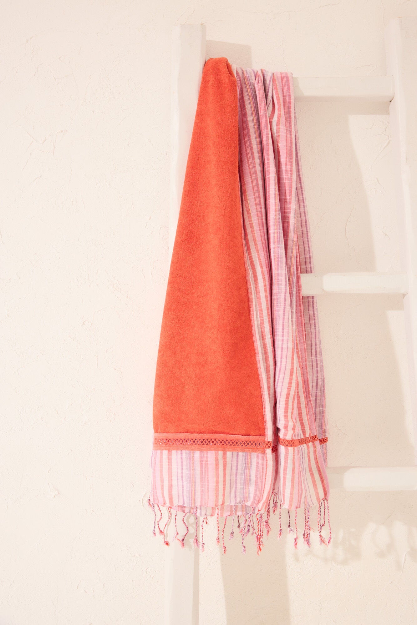 Women Secret_Striped Print Towel_4389645_98_02
