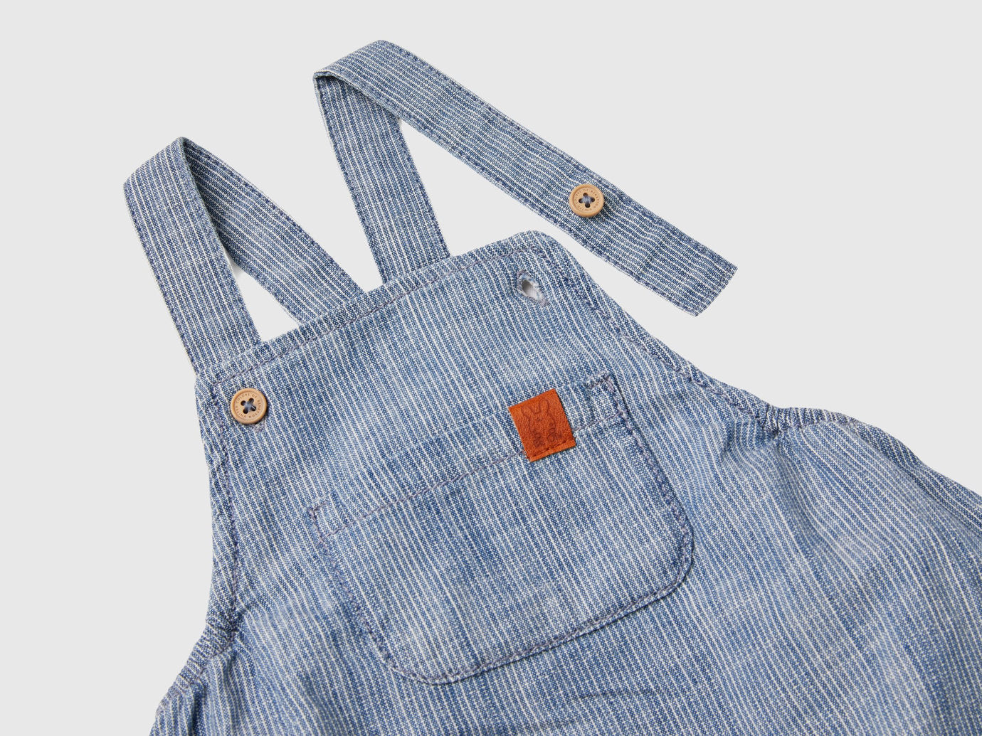 Striped Chambray Dungarees_43Huat00Y_901_03