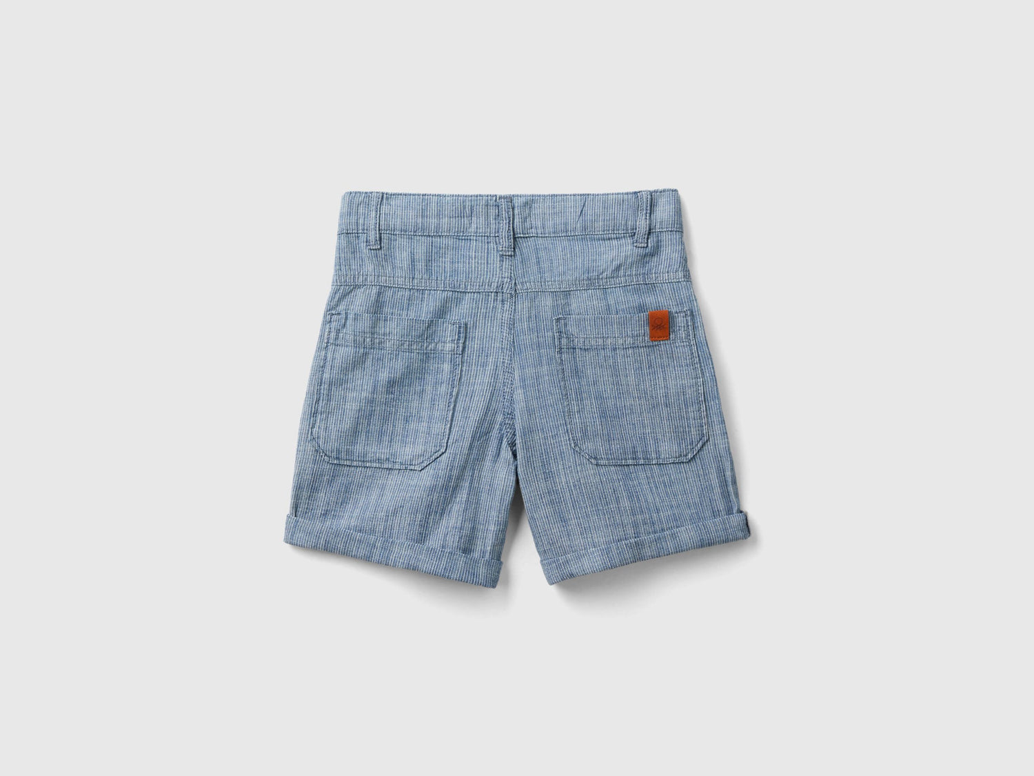 Striped Chambray Bermuda Shorts_43Hug9021_901_02