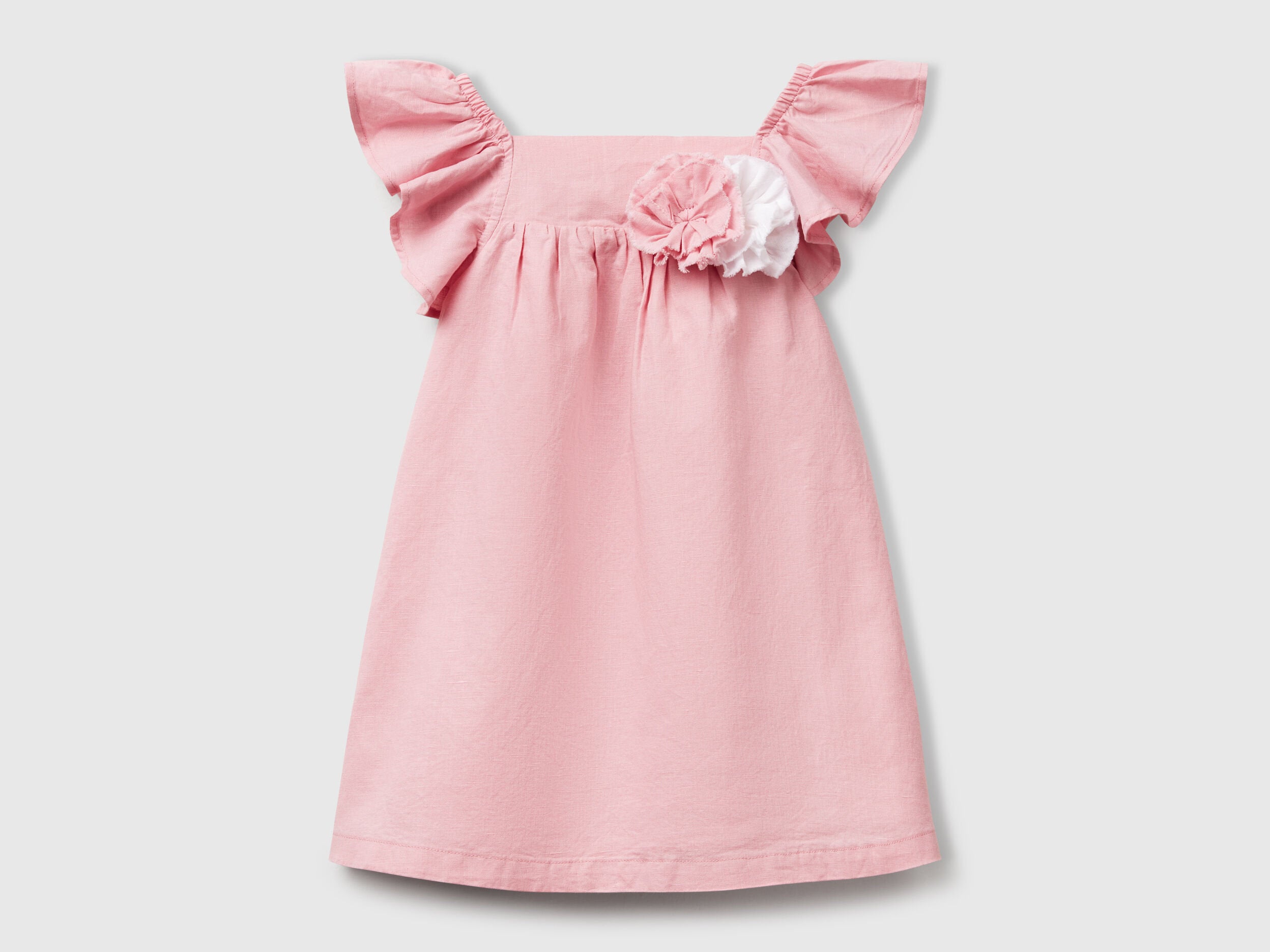 Benetton_Sleeveless Dress with Flower Applique_43WBGV026_09J_01