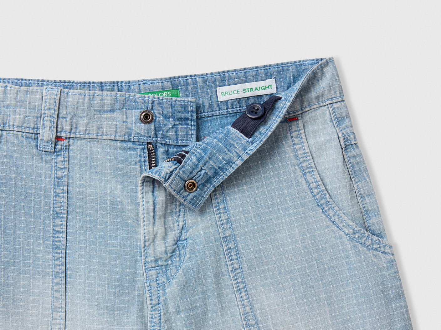 Benetton_Straight Check Bermudas_43Z9C9042_902_03