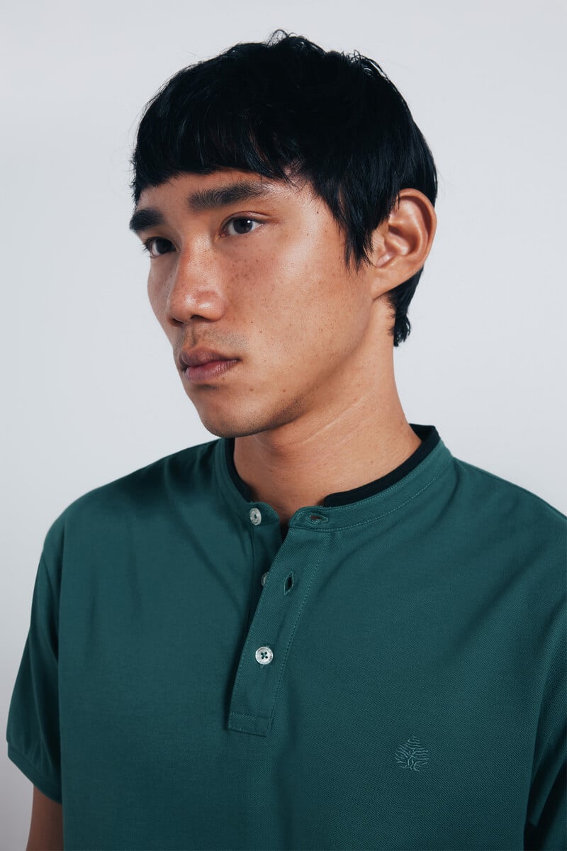 Springfield_Green_Slim Fit Mandarin Collar PiquŽ Polo Shirt_4402324_23_03