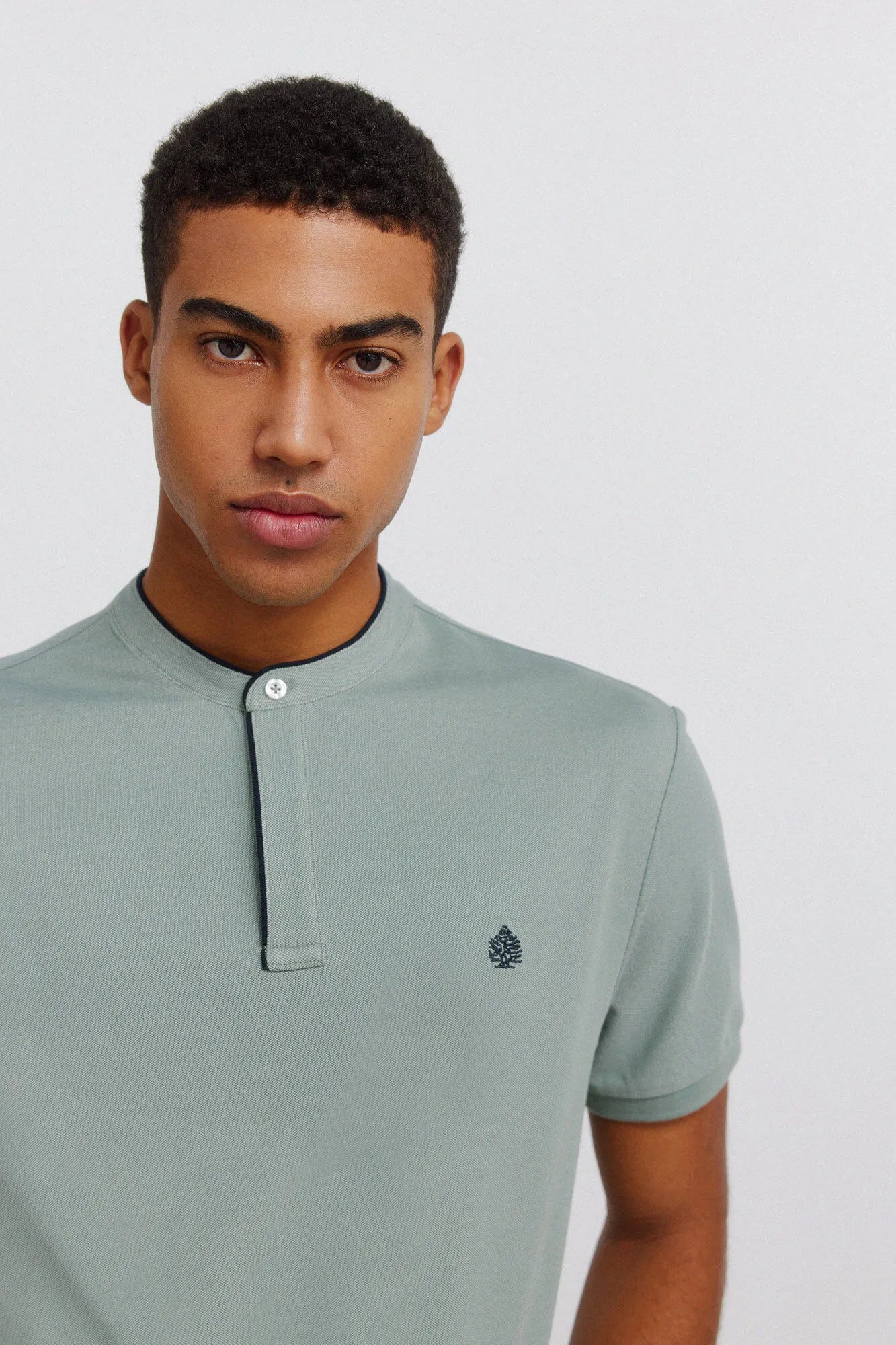 Springfield Green Men PiquŽ Henley Slim Fit Polo Shirt SKU: 4403100_25 Image 02
