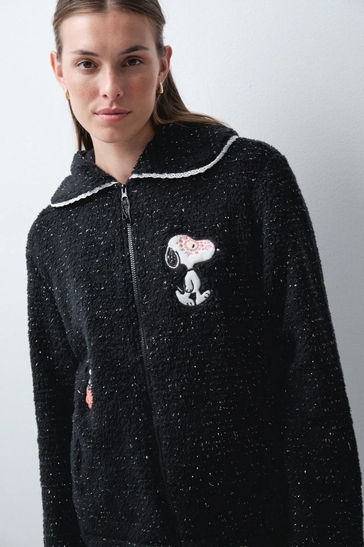 Women Secret Black Women Black Faux Shearling Short Robe Snoopy SKU: 4414340_01 Image 01