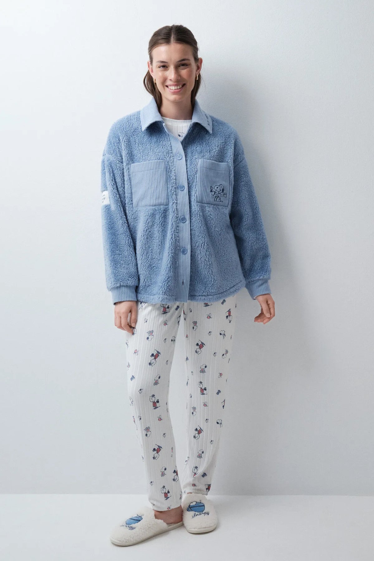 Women Secret Medium Blue Women Snoopy Fluffy Short Robe SKU: 4414344_13 Image 03
