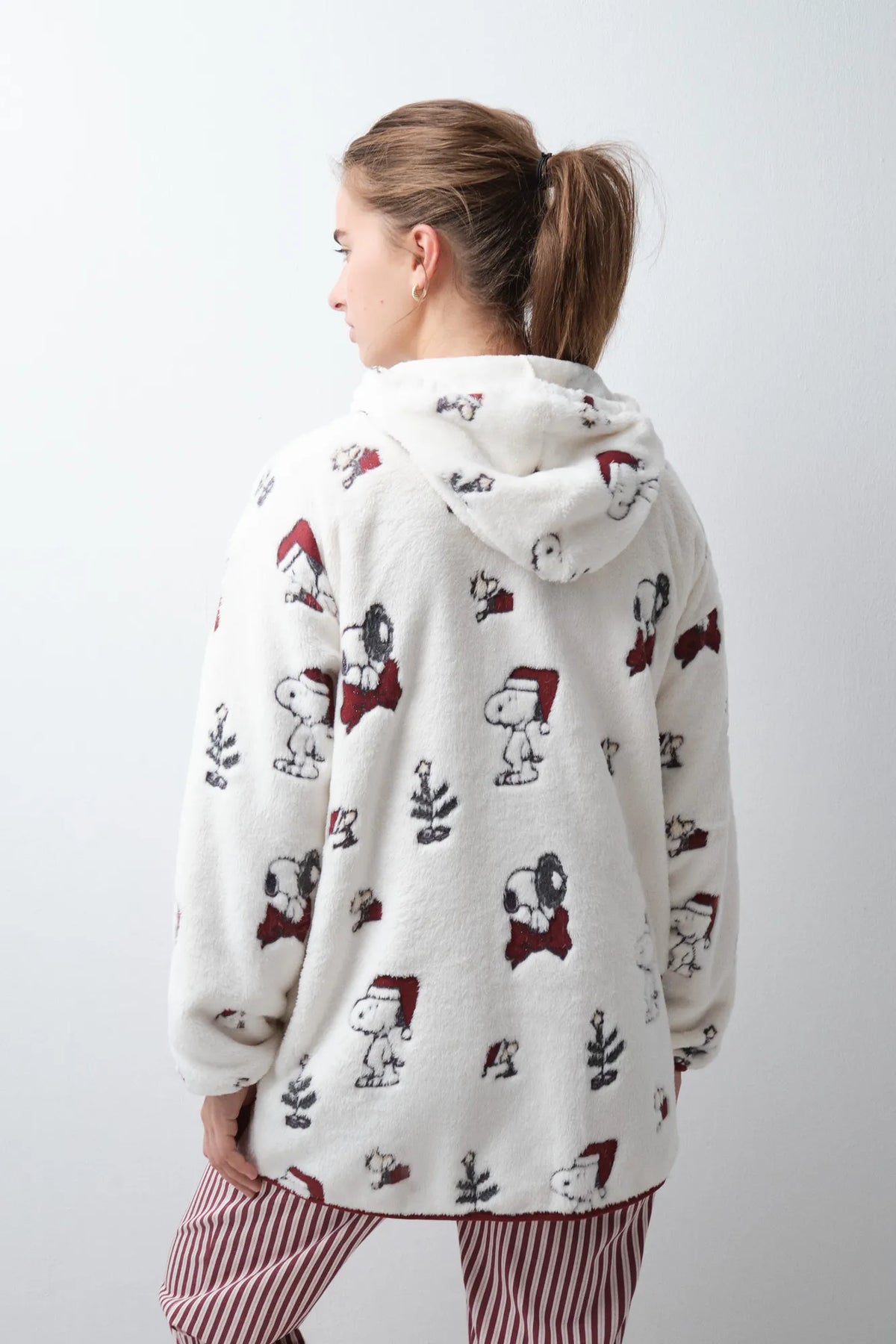 Women Secret White Print Women Fluffy Hooded Snoopy Robe SKU: 4414352_97 Image 04