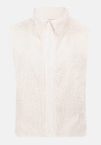 Betty Barclay_White Sand_Faux Fur Vest with Pockets_4447-3278_1032_05