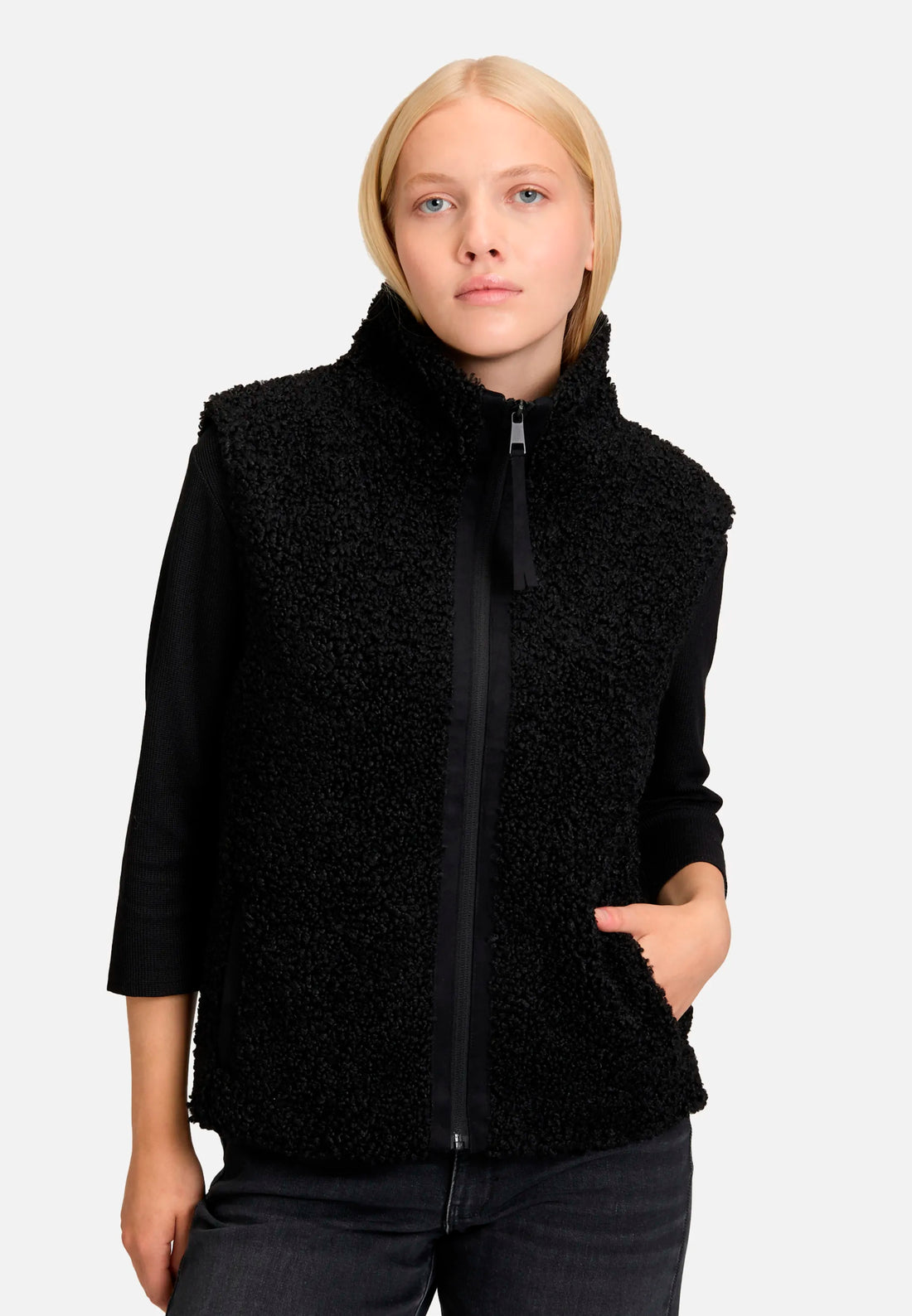 Betty Barclay_Black_Faux Fur Vest with Pockets_4447-3278_9045_01