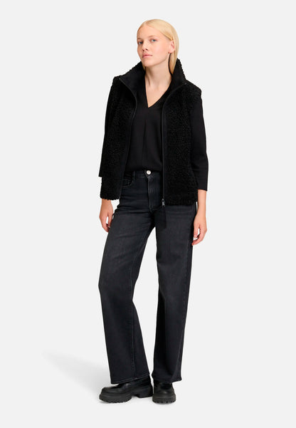 Betty Barclay_Black_Faux Fur Vest with Pockets_4447-3278_9045_02