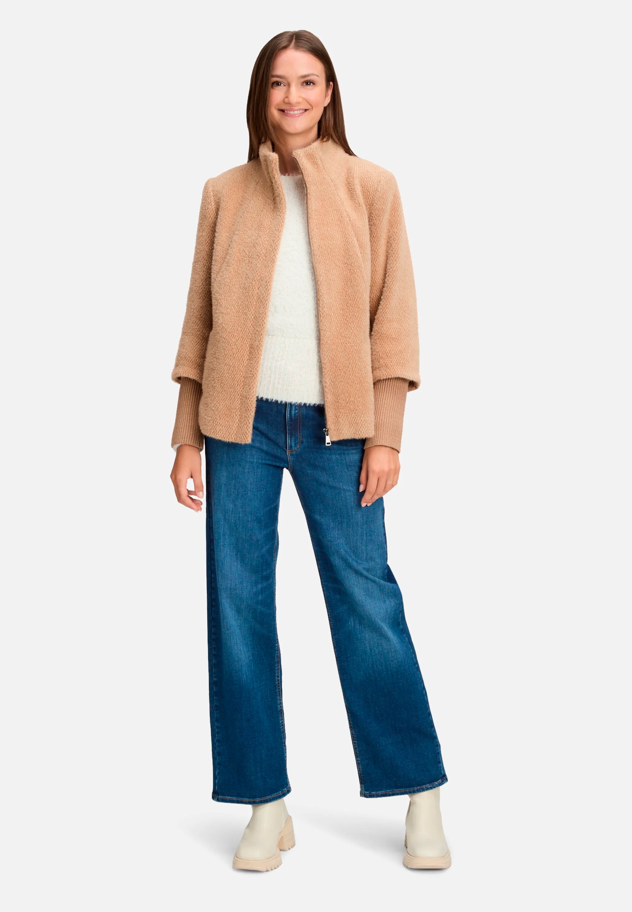 Betty Barclay_Golden Camel_Cozy Jacket with Ribbed Cuffs_4474-3267_7030_02