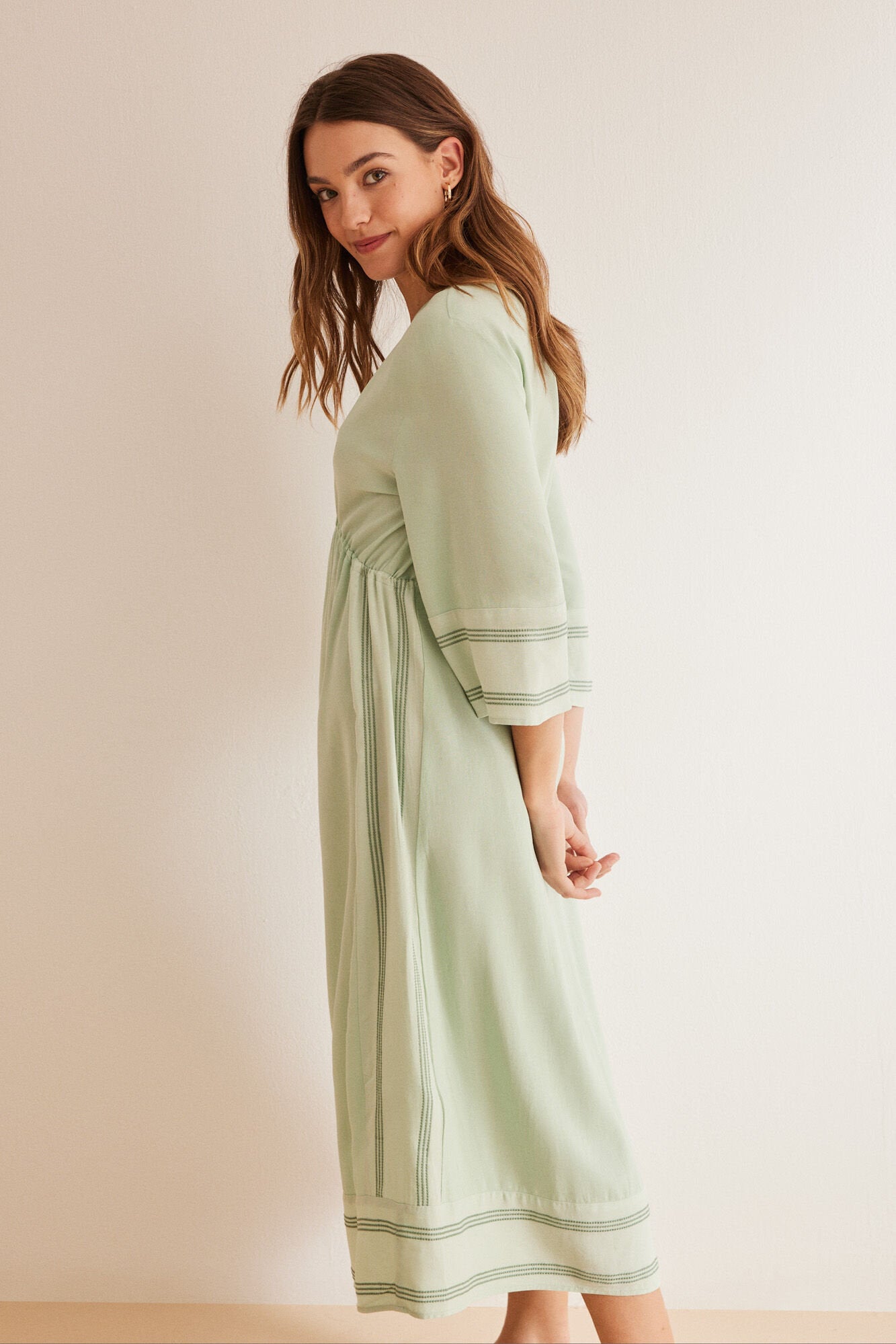 Green Long Sleeves Long Dress_4477737_22_01