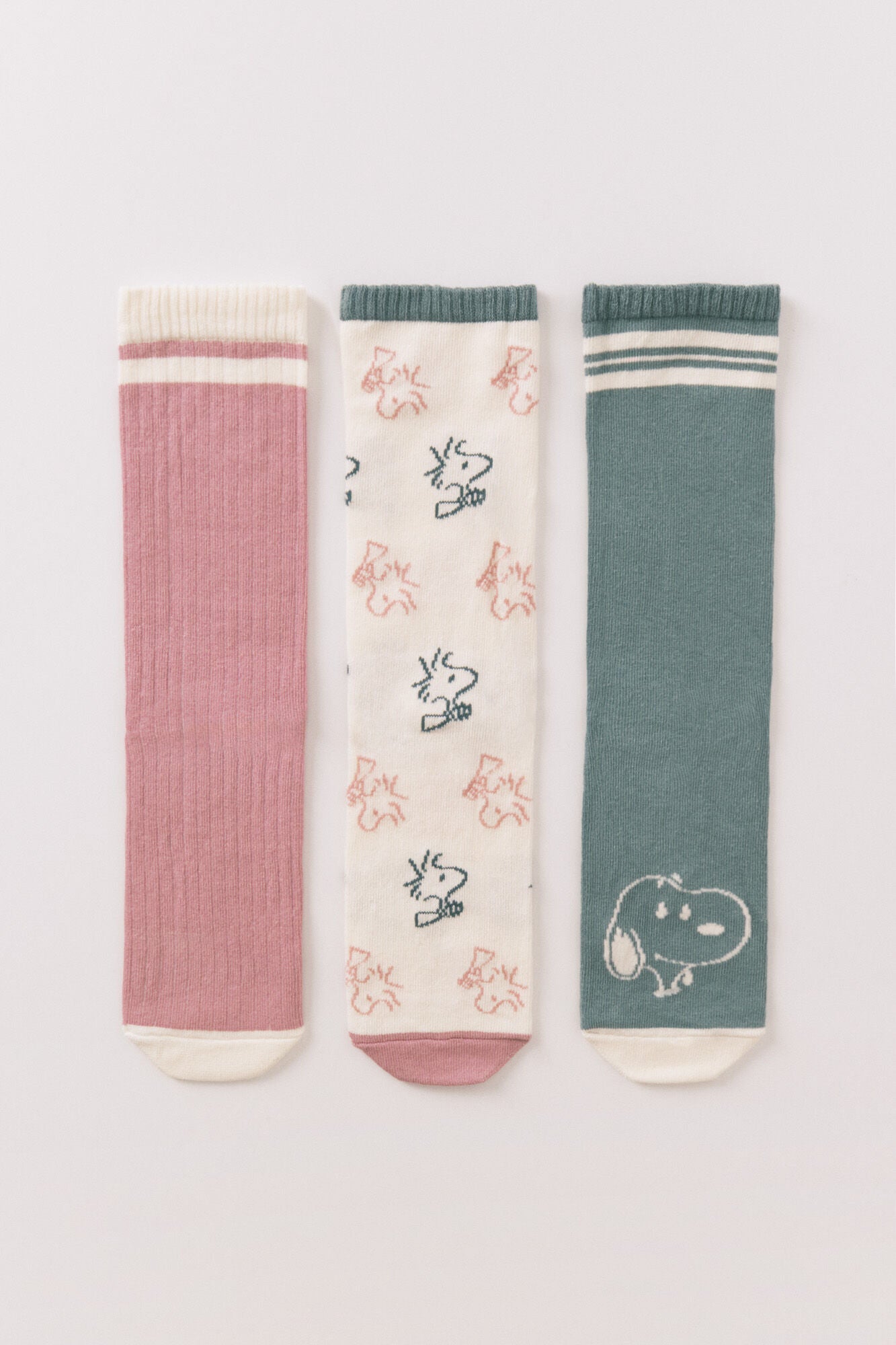 Women Secret_Multi-Color_Pack of 3 Long Snoopy Socks_4482706_98_01