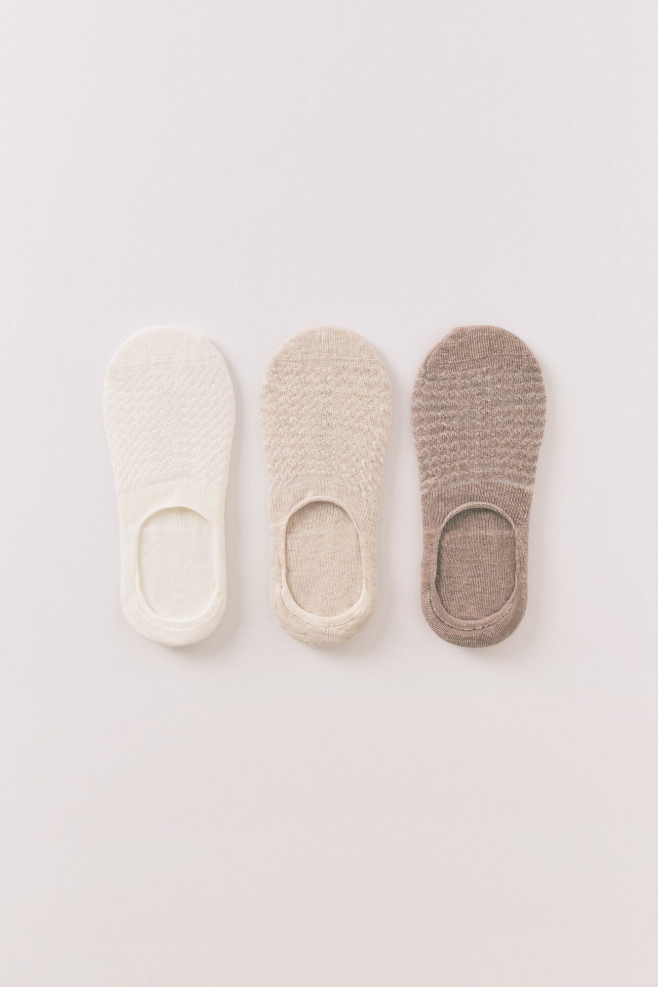 Women Secret_Multicoloured_Pack of 3 Socks Slip on Socks_4482717_98_01