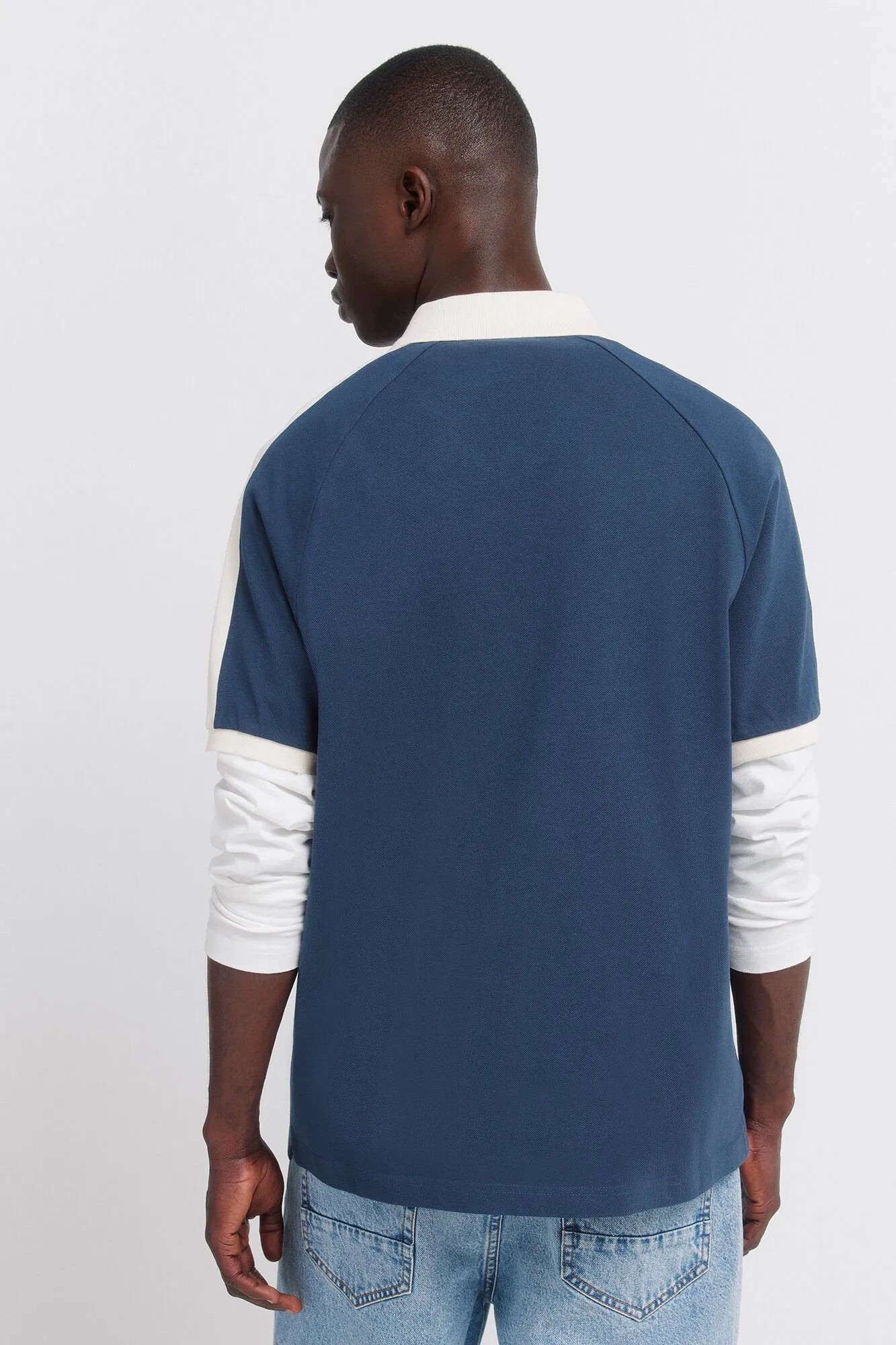 Springfield Blue Men PiquŽ Sporty Contrast Regular Fit Polo Shirt SKU: 4583283_17 Image 03