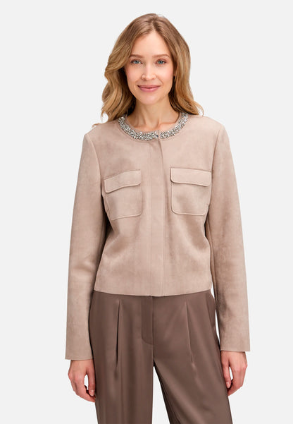Betty Barclay_Beige_Blazer Jacket with Patch Pockets_4619-1178_7304_03