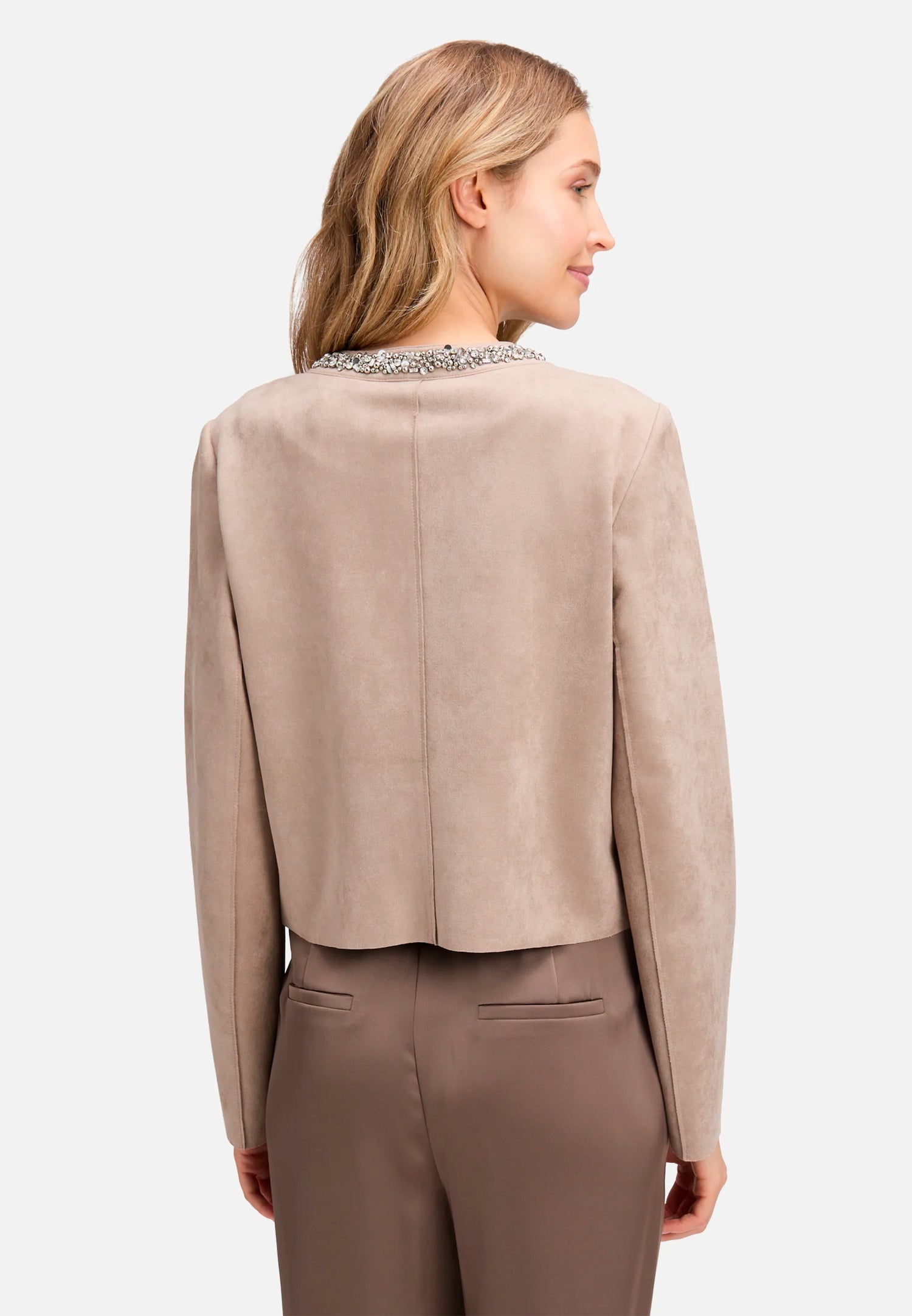 Betty Barclay_Beige_Blazer Jacket with Patch Pockets_4619-1178_7304_05