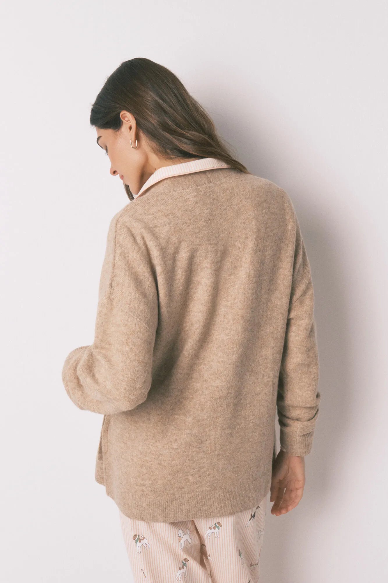 Women Secret_Light Brown_Pink Knit Short Plain Cardigan_4683596_32_08