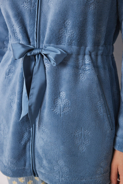 Short Blue Fleece Robe With Flowers_02