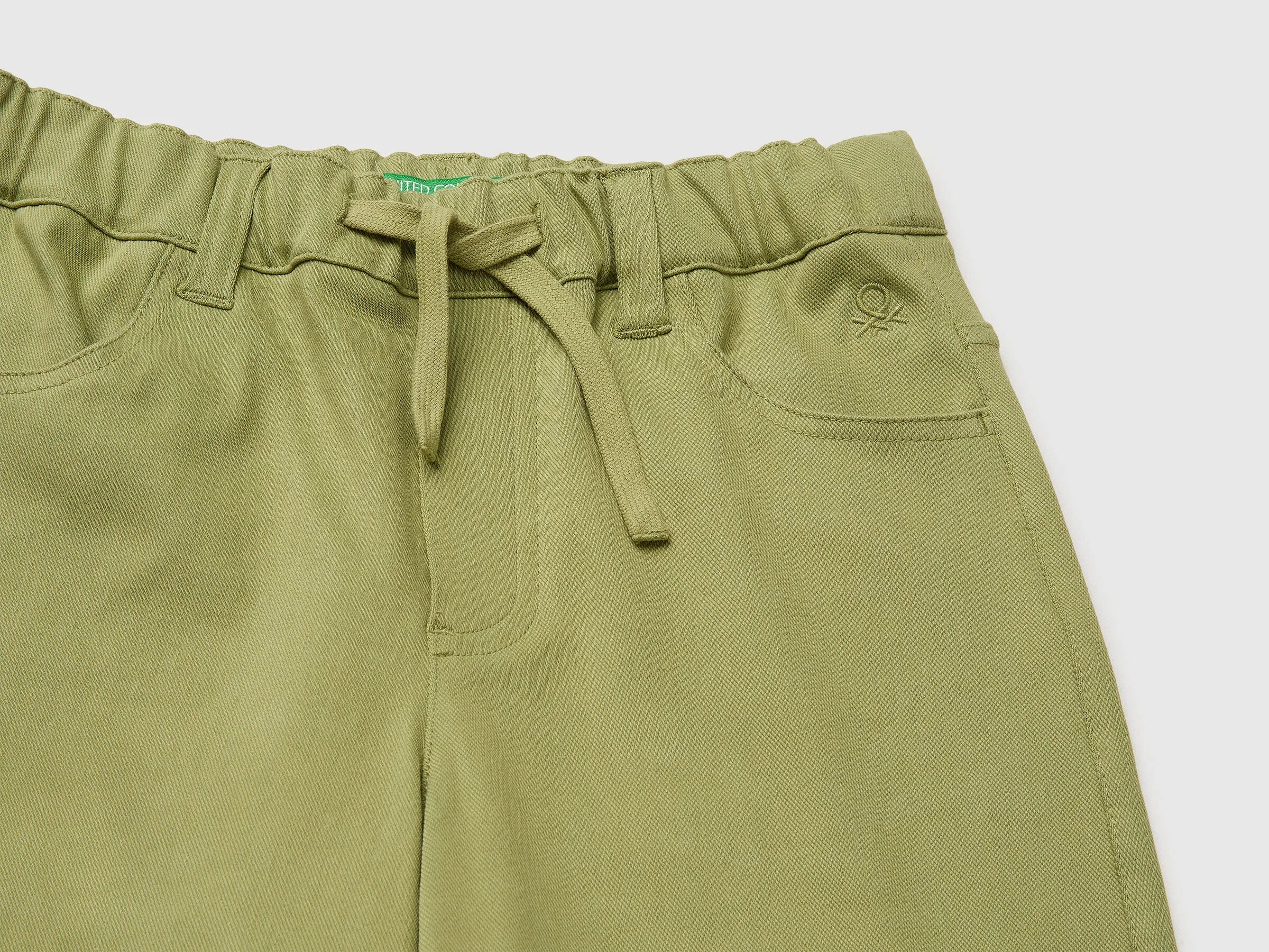 Benetton Military Green Boys Bermuda Shorts with Drawstring SKU: 46D6C904E_1Q1 Image 03