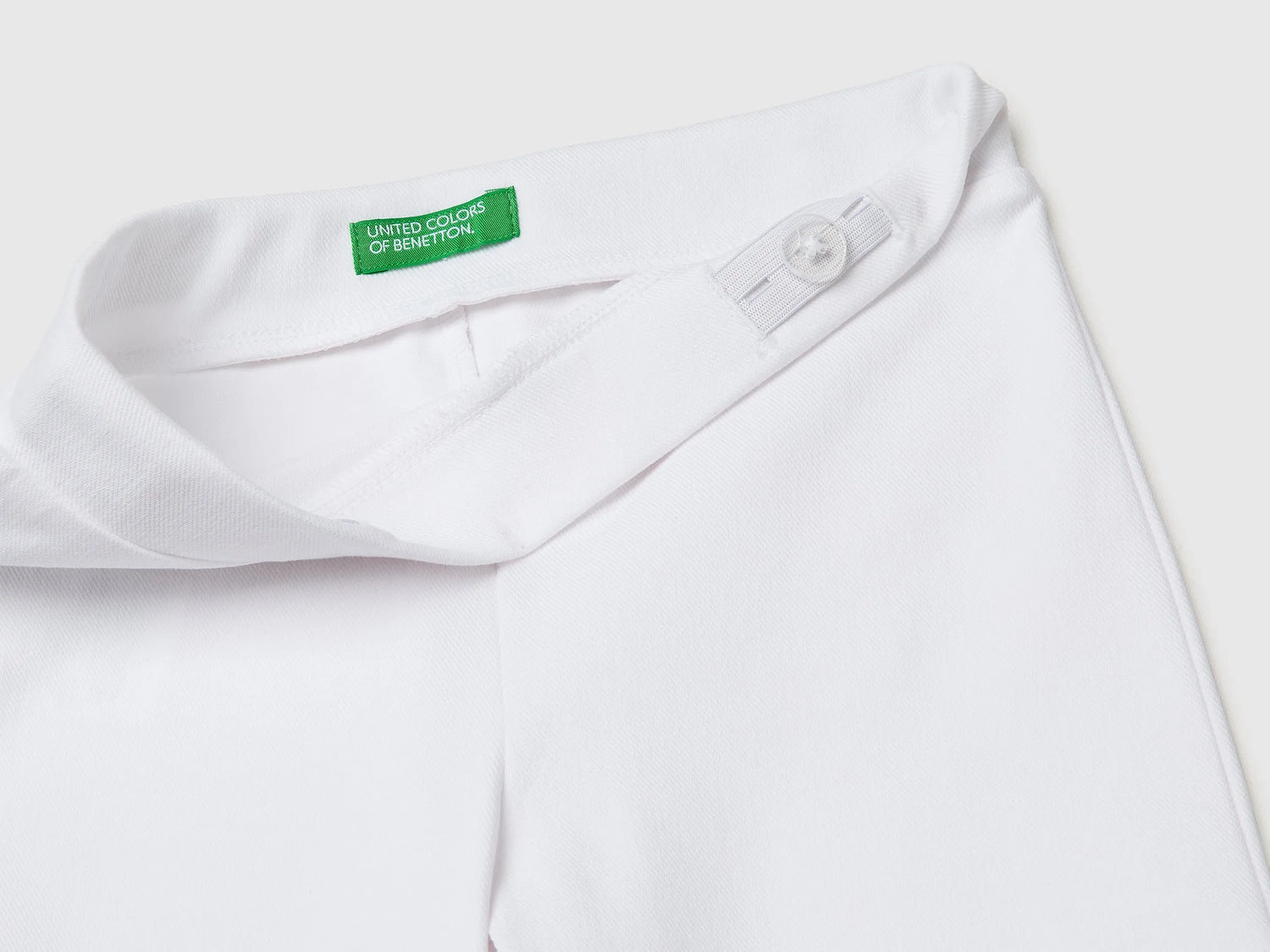Benetton White Girls Trousers with Straight Leg SKU: 46D6GF02M_101 Image 03