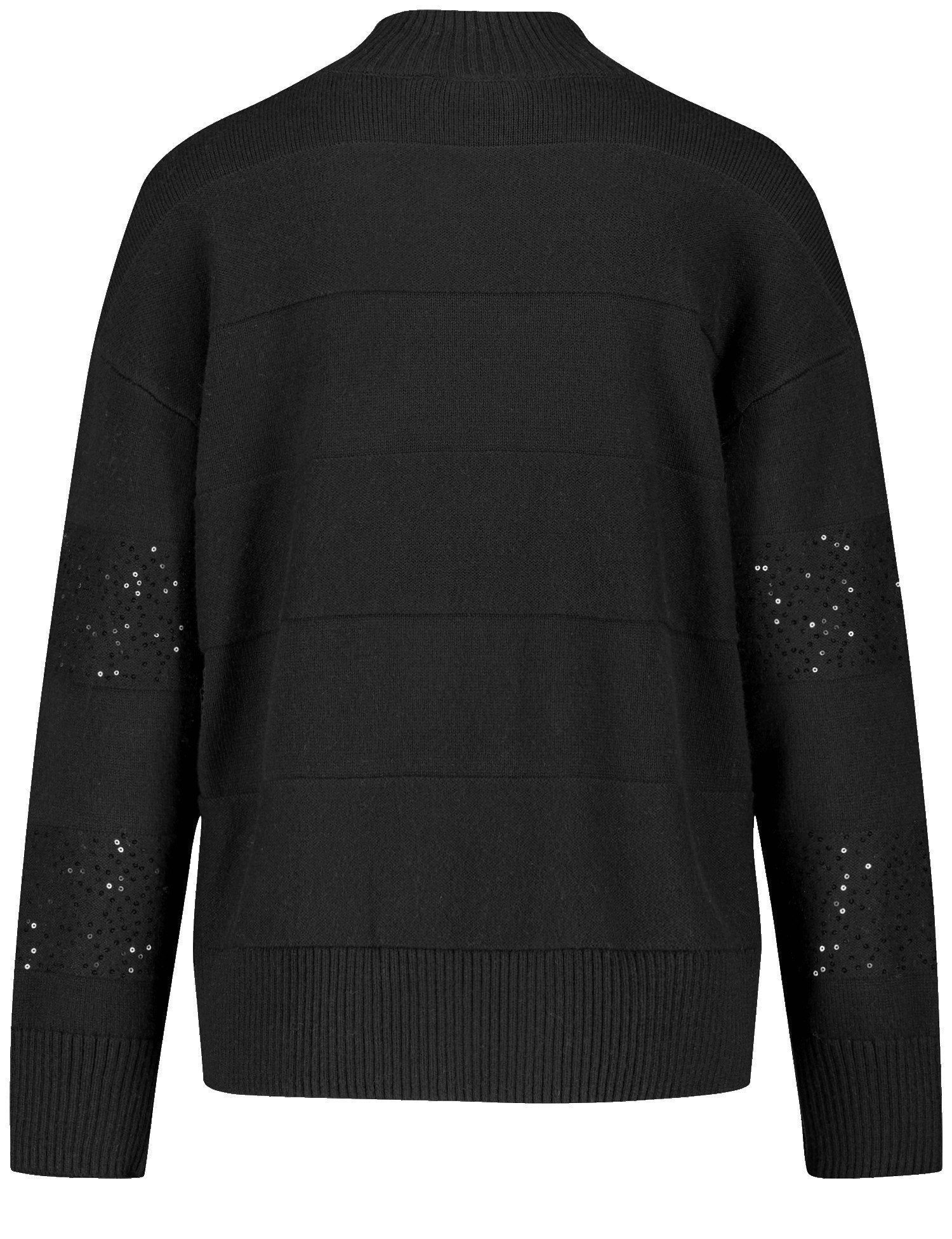 Turtleneck Jumper With Decorative Details_03